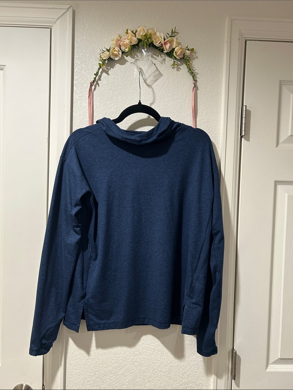 Athleta Uptempo Hoodie Sweatshirt - Picture 3 of 6